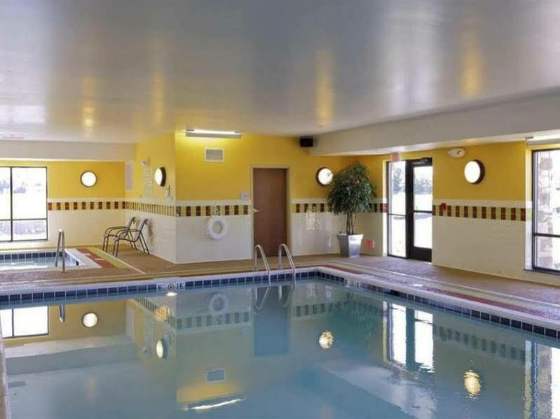هامبيتون إن يوركفيل Yorkville المظهر الخارجي الصورة